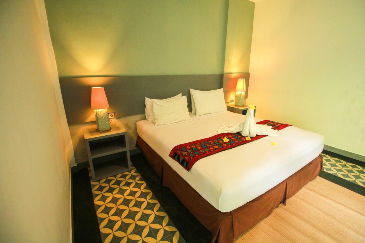 Sendok Hotel Mangsit Εξωτερικό φωτογραφία